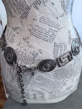 Express Silver-Tone Medallion Chain Belt